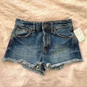 Free People Rock Denim Uptown Shorts - Harbor Wash